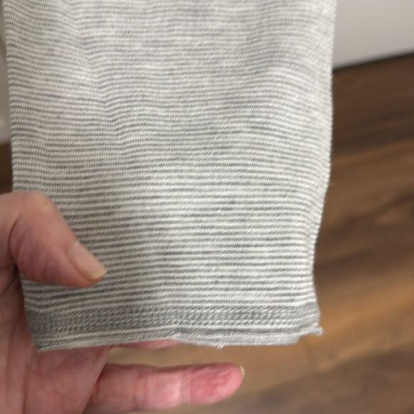 PACSUN Mens Basics Merton Long Sleeve Scallop Hem T Shirt. Gray fine stripe. - Picture 4 of 8